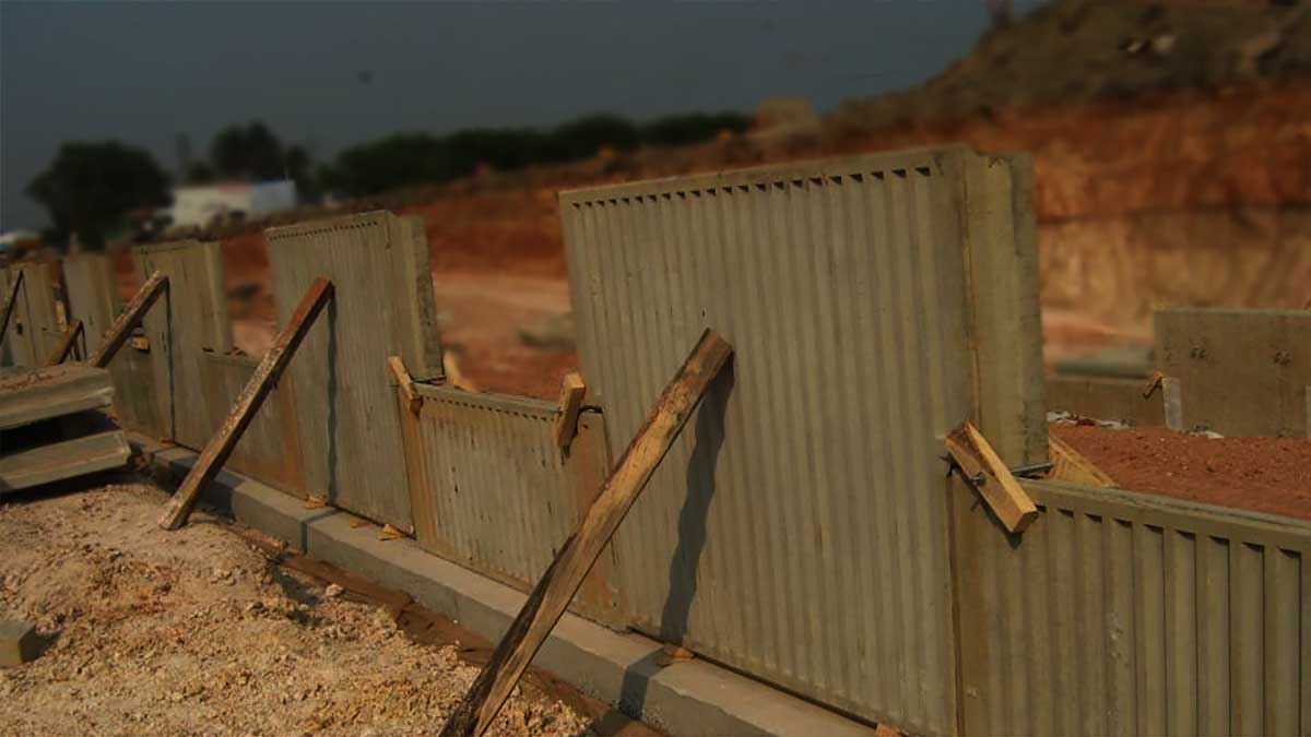 RE Wall Construction Work