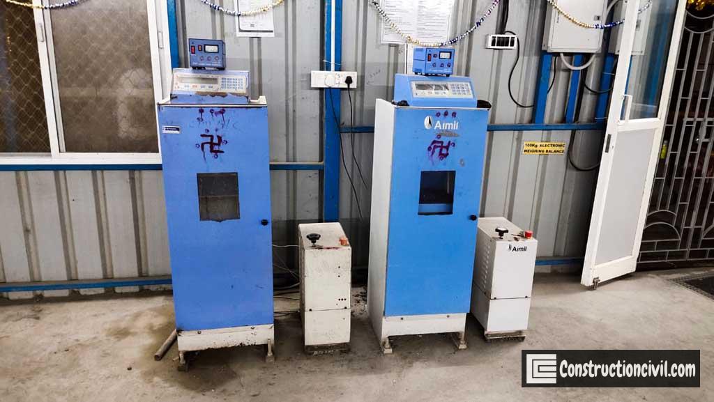 Factors Affecting Strength of Concrete - Cube Testing Machine